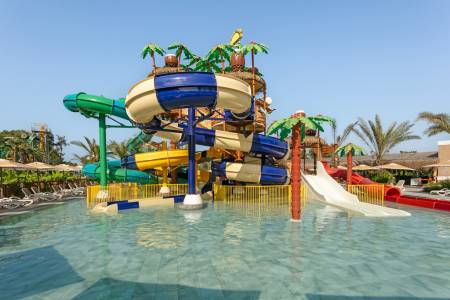 TITANIC DELUXE GOLF BELEK Pools & Beach